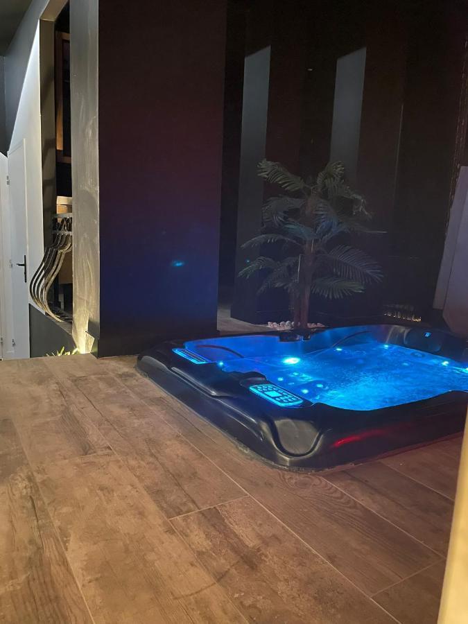La Suite Grenoble Spa Jacuzzi Et Sauna Privatif Buitenkant foto